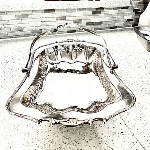 VTG mid century silver platted wedding, serving basket with handle